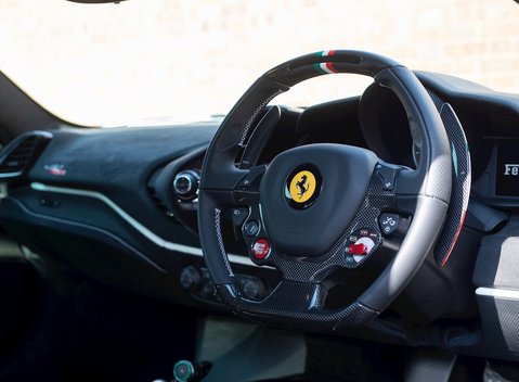 Ferrari 488 Pista 11
