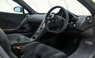 McLaren 675LT 10