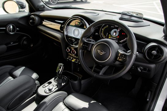 Mini Hatch COOPER S LEVEL 3