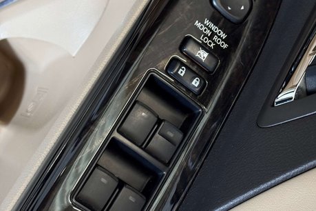 Toyota Vellfire V6 L Edition 79