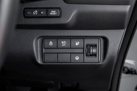 Nissan LEAF TEKNA 16