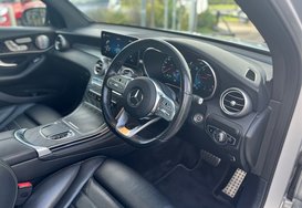 Mercedes-Benz GLC GLC 300 D 4MATIC AMG LINE PREMIUM PLUS 19
