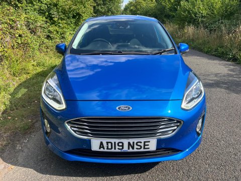 Ford Fiesta TITANIUM 9