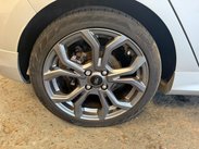 Ford Fiesta 1.0T EcoBoost ST-Line X Euro 6 (s/s) 5dr 27