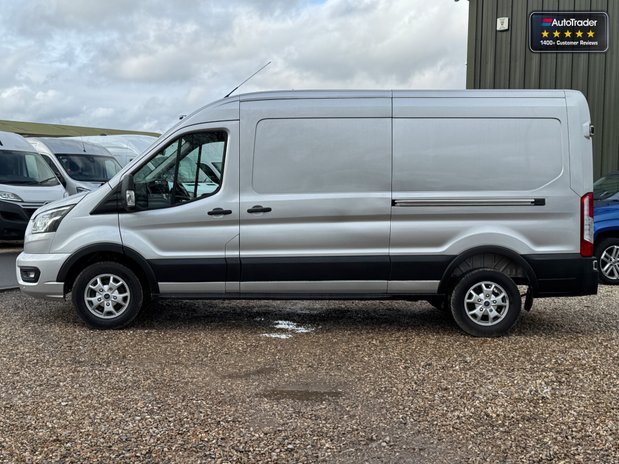 Ford Transit LWB L3H2 Medium Roof Limited 350 Air Con SELECT 9