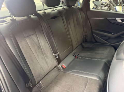 Audi A4 2.0 TFSI 40 Black Edition Saloon 4dr Petrol S Tronic Euro 6 (s/s) (190 ps) 38
