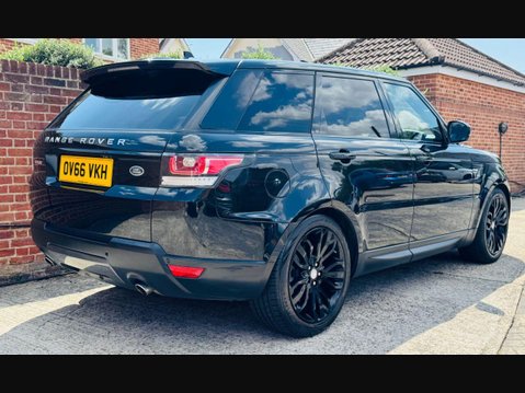 Land Rover Range Rover Sport 3.0 SD V6 HSE Dynamic SUV 5dr Diesel Auto 4WD Euro 6 (s/s) (306 ps) 4