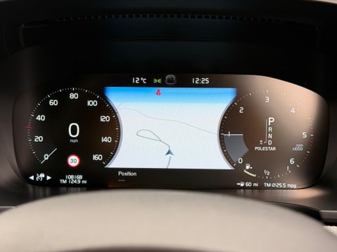 Volvo V90 2.0 D4 R-Design Auto Euro 6 (s/s) 5dr 85