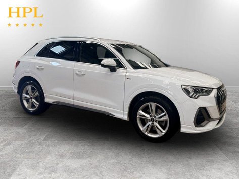 Audi Q3 1.4 TFSIe 45 S line SUV 5dr Petrol Plug-in Hybrid S Tronic Euro 6 (s/s) 13k