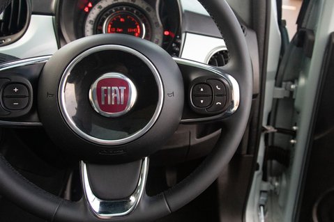 Fiat 500 DOLCEVITA MHEV 20