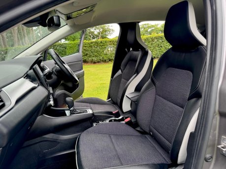 Renault Captur TECHNO E-TECH 35