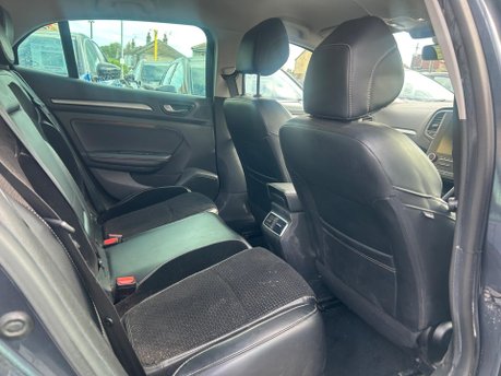 Renault Megane DYNAMIQUE S NAV TCE 13
