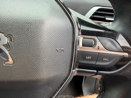 Peugeot 3008 S/S ALLURE 12