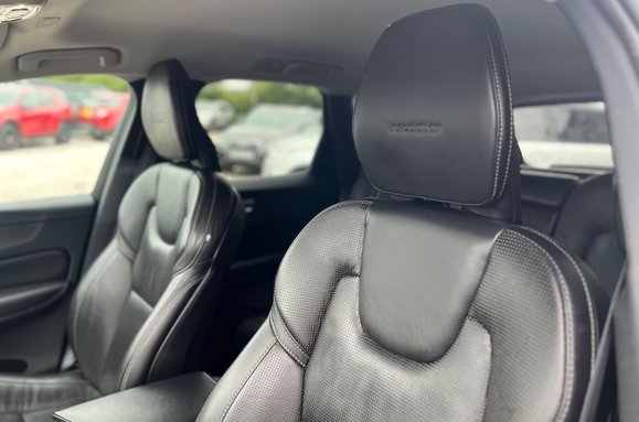 Volvo XC60 D5 POWERPULSE INSCRIPTION AWD AUTO 34