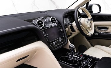 Bentley Bentayga V8 Diesel 14