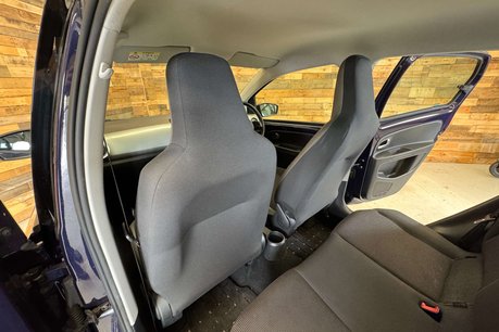 Volkswagen Up 1.0 High up! Hatchback 5dr Petrol ASG Euro 6 (75 ps) 39