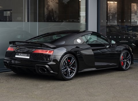 Audi R8 V10 PERFORMANCE CARBON BLACK 4
