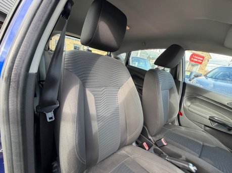 Ford Fiesta ZETEC 11