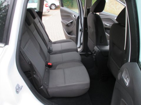 Ford C-Max 1.5 TDCi Titanium Euro 6 (s/s) 5dr 28