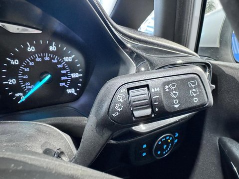 Ford Fiesta 1.0T EcoBoost Titanium Euro 6 (s/s) 5dr 22