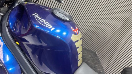 Triumph Sprint 2010 50K NEW MOT FULL LUGGAGE TOURER 1050CC COMMUTER 12