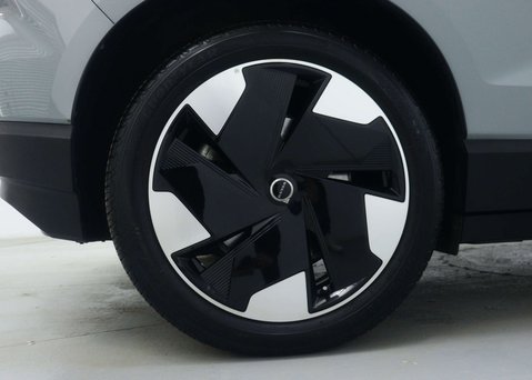 Volvo Ex30 Single Motor Extended Range 69kWh Plus SUV 5dr Electric Auto (272 ps) 15