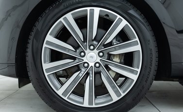 Land Rover Range Rover D350 HSE 24