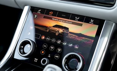 Land Rover Range Rover Sport SVR 19