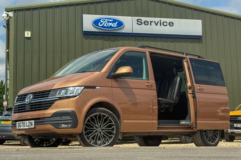Volkswagen Transporter Crew Cab SWB L1H1 Highline Twin Side Doors SELECT