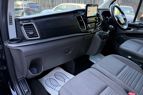 Ford Tourneo Custom 310 TITANIUM L1 - WAV - WHEELCHAIR ACCESSIBLE - LOW MILEAGE - NEW CLUTCH 19
