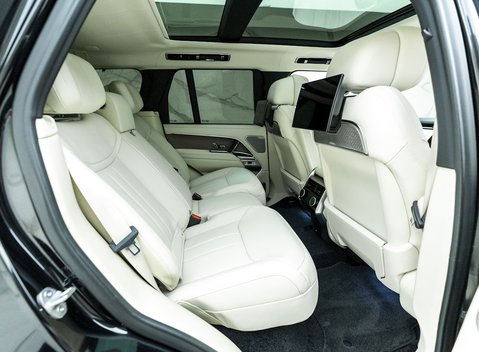 Land Rover Range Rover P530 First Edition 13