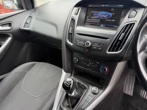 Ford Focus 1.0T EcoBoost Zetec Euro 6 (s/s) 5dr 16