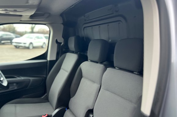 Peugeot Partner BLUEHDI ASPHALT PREMIUM L1 30