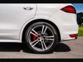 Porsche Cayenne GTS 24