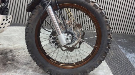 Herald Motor Co Maverick 2019 ONLY 1K SPARES OR REPAIR ENDURO PROJECT BIKE 125CC 24