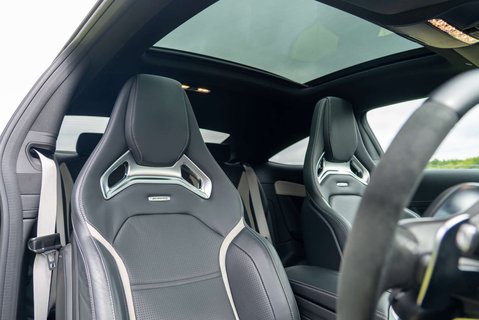 Mercedes-Benz C Class 4.0 AMG C 63 S Night Edition Premium+ Auto 2dr 11