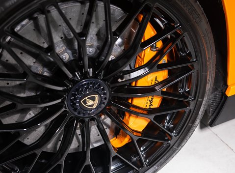 Lamborghini Aventador SV LP 750-4 36