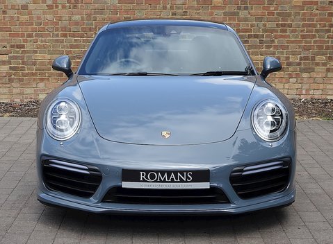 Porsche 911 (991) Turbo 2
