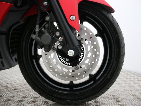 Yamaha Nmax 125 GPD125-A ABS 17