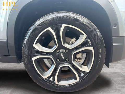 Jeep Avenger 1.2 e-Hybrid Summit SUV 5dr Petrol Hybrid e-DCT Euro 6 (s/s) (100 ps) Air C 20