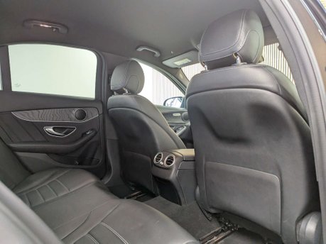 Mercedes-Benz C Class 2.0 C 220 AMG Line Premium D Auto 4dr 45