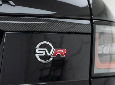 Land Rover Range Rover Sport 5.0 SVR Carbon Edition 32