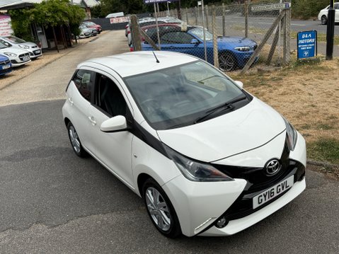 Toyota Aygo VVT-I X-PRESSION 28