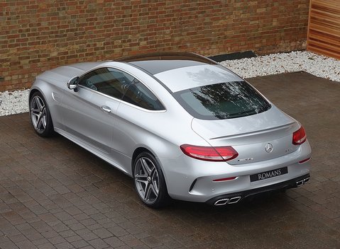 Mercedes-Benz C Class C63 Coupe Premium 12