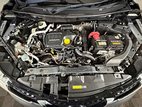 Nissan Qashqai TEKNA DCI 130 XTRONIC 12
