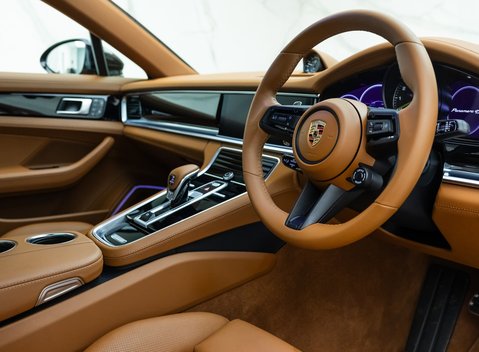 Porsche Panamera 4S E-Hybrid 10