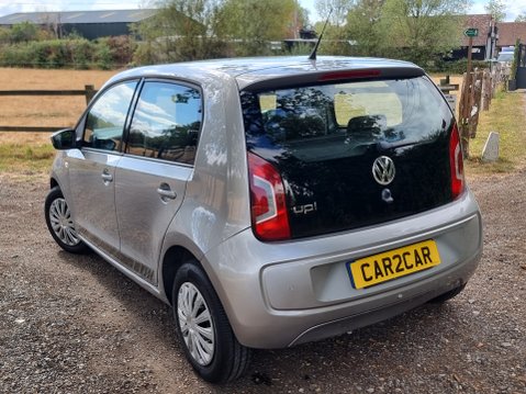 Volkswagen Up MOVE UP 6