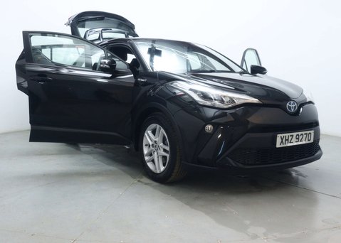 Toyota C-HR 1.8 C-HR Icon HEV CVT 5dr 44