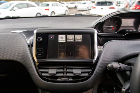 Peugeot 208 ACTIVE 22