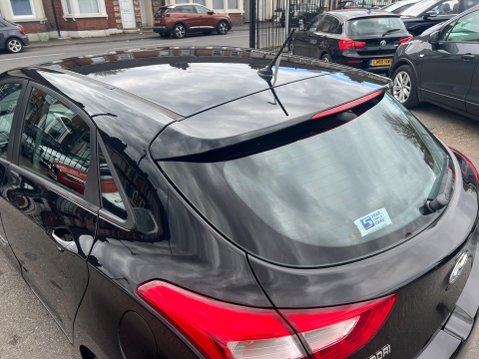 Hyundai i30 1.6 Active Auto Euro 5 5dr 17